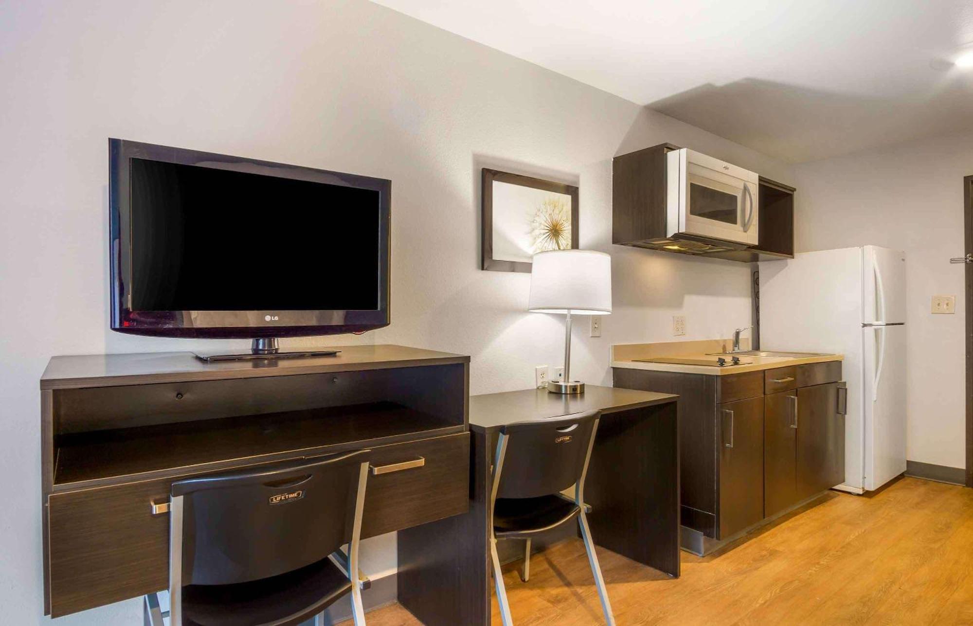 Extended Stay America Select Suites - Charleston - Ashley Phosphate Rd Hanahan Exterior foto